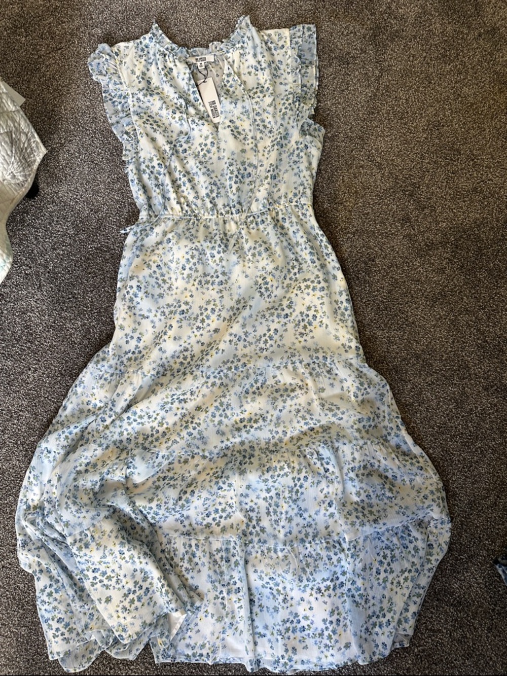 NWT Size M BB Dakota Light Blue Floral Maxi Dress with Ruffles